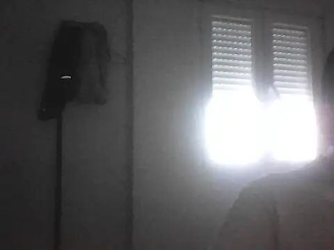 Snapshot of Miguelpulidotriguero11 chatting on 05/16/26, 04:17 Miguelpulidotriguero11 online show from 05/16/26, 04:17