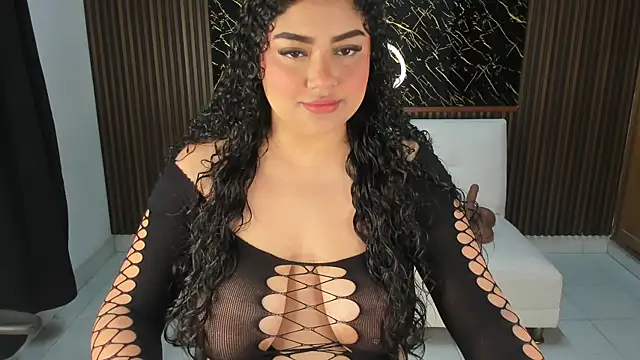 Snapshot of Karla18_ chatting on 04/27/26, 03:32 Karla18 online show from 04/27/26, 03:32