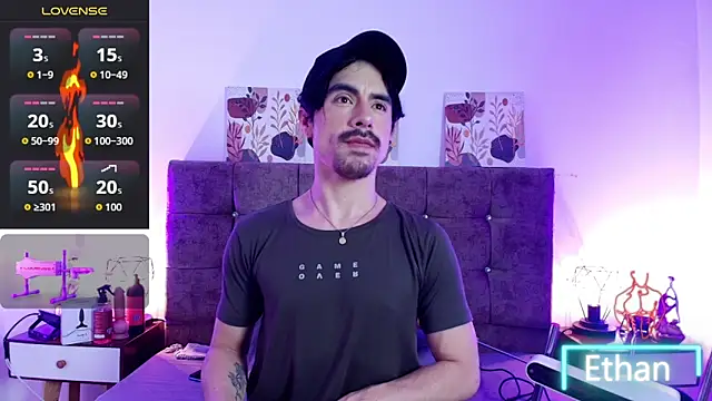 Ethan Briggs  online show from 06/10/26, 03:29