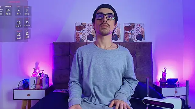 Ethan Briggs  online show from 07/14/26, 03:33