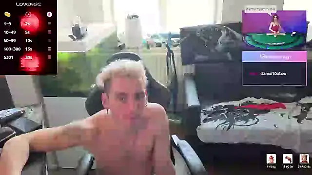 Snapshot of Rayzel_White chatting on 05/11/26, 02:45 Rayzel White online show from 05/11/26, 02:45