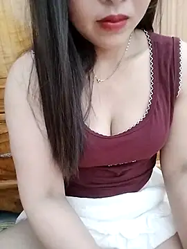 Snapshot of MaiNgoc_sexy chatting on 04/15/26, 11:16 MaiNgoc sexy online show from 04/15/26, 11:16