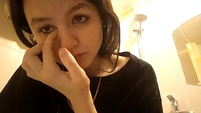 Snapshot of GameToiler chatting on 02/28/26, 10:38 GameToiler online show from 02/28/26, 10:38