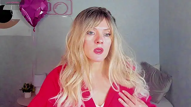 Snapshot of Victoria_Nelson chatting on 03/03/26, 12:50 Victoria Nelson online show from 03/03/26, 12:50