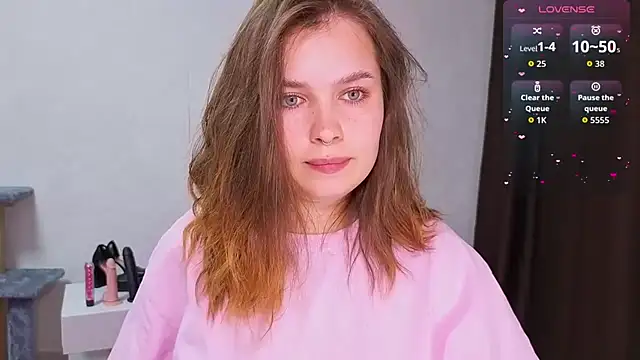Catherine Karis online show from 06/24/26, 12:37