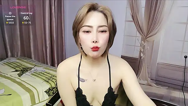 Snapshot of lucyyanyan chatting on 02/23/26, 05:49 lucyyanyan online show from 02/23/26, 05:49