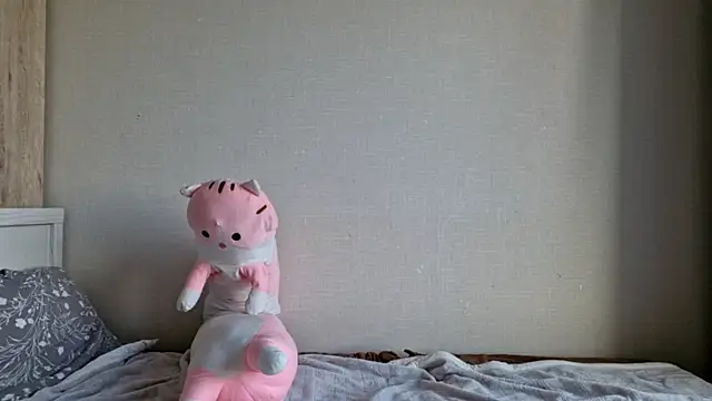 MisaMew online show from 06/30/26, 04:19