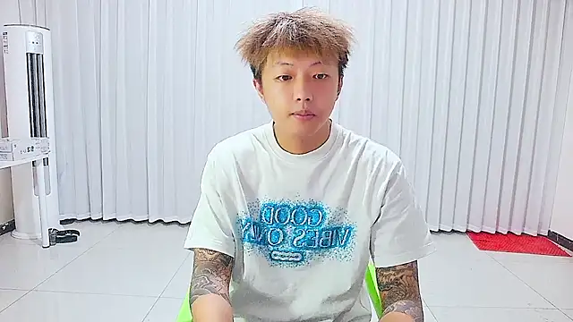Chocolates-001 online show from 07/11/26, 01:14