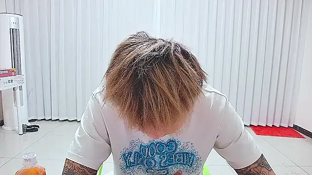 Chocolates-001 online show from 07/28/26, 01:21