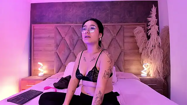 Snapshot of AnaiaClarck chatting on 06/01/26, 03:19 AnaiaClarck online show from 06/01/26, 03:19