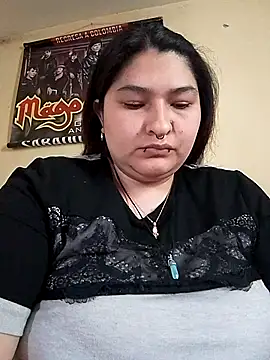LauraHorny69 online show from 06/19/26, 08:01