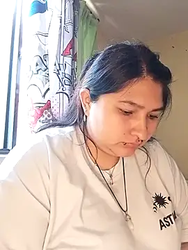 LauraHorny69 online show from 07/21/26, 08:00