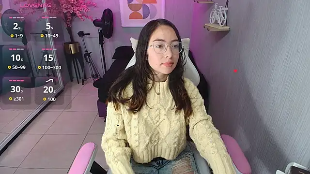 Snapshot of Veronica_miiller chatting on 03/23/26, 07:07 Veronica miiller online show from 03/23/26, 07:07