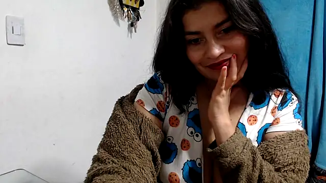 Snapshot of Scarlett_Hot69 chatting on 03/18/26, 07:22 Scarlett Hot69 online show from 03/18/26, 07:22