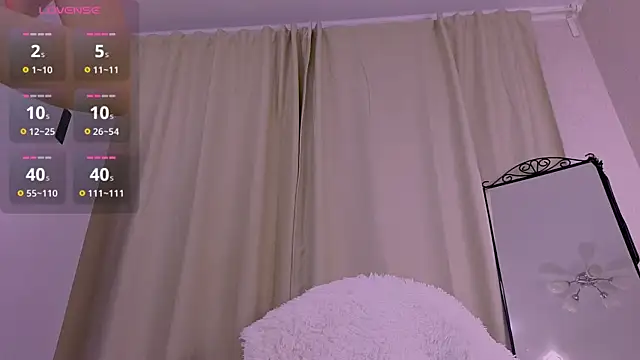 Snapshot of Tiny_Emmy chatting on 02/10/26, 04:38 Tiny Emmy online show from 02/10/26, 04:38