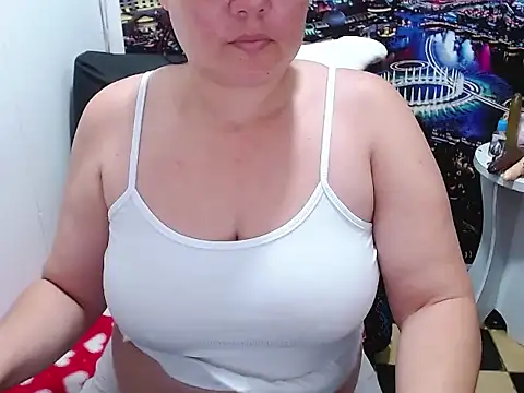 Snapshot of tila_nastyy chatting on 03/22/26, 01:20 tila nastyy online show from 03/22/26, 01:20