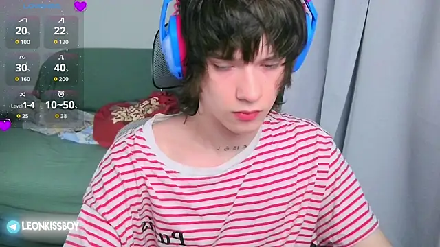 LeonBoykisser online show from 07/12/26, 08:38