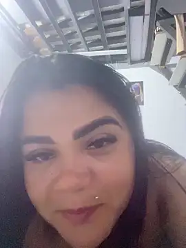 Snapshot of MorenaCariok chatting on 03/27/26, 11:10 MorenaCariok online show from 03/27/26, 11:10