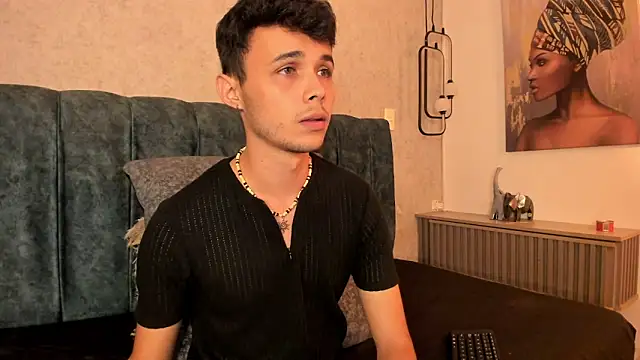 Snapshot of Alhan_Twink chatting on 05/26/26, 04:08 Alhan Twink online show from 05/26/26, 04:08