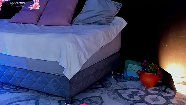 Snapshot of Noaah25_ chatting on 04/05/26, 03:36 Noaah25 online show from 04/05/26, 03:36