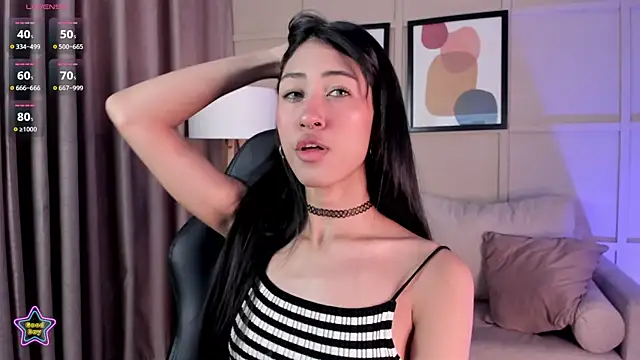 Snapshot of internett_sweetheart chatting on 06/16/26, 05:32 internett sweetheart online show from 06/16/26, 05:32