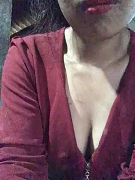 Maria xx01 online show from 05/11/26, 01:33