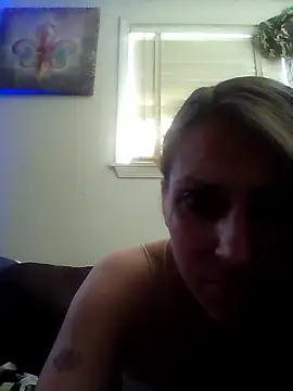 LadySn0w26 online show from 01/15/26, 08:34