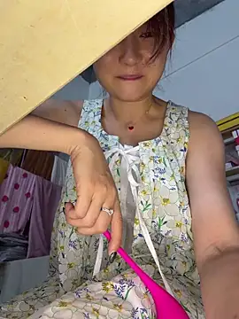xixi26 online show from 07/28/26, 07:48
