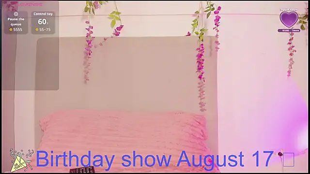 chloe peach  online show from 07/23/26, 12:14