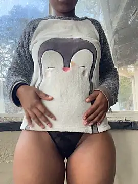 Snapshot of NaughtyShawdy chatting on 06/11/26, 06:11 NaughtyShawdy online show from 06/11/26, 06:11