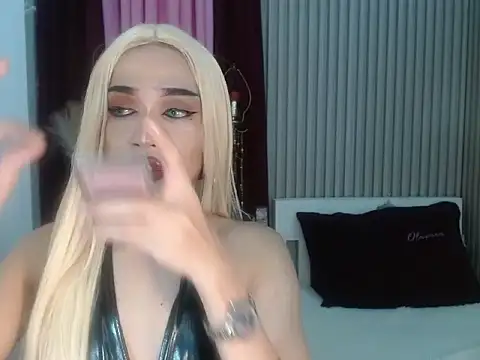 Snapshot of Kendalllust chatting on 05/28/26, 02:36 Kendalllust online show from 05/28/26, 02:36