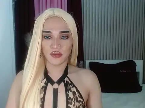 Snapshot of Kendalllust chatting on 05/29/26, 01:53 Kendalllust online show from 05/29/26, 01:53
