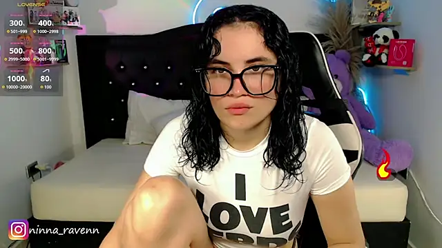 Snapshot of AriaDark chatting on 05/11/26, 09:12 AriaDark online show from 05/11/26, 09:12