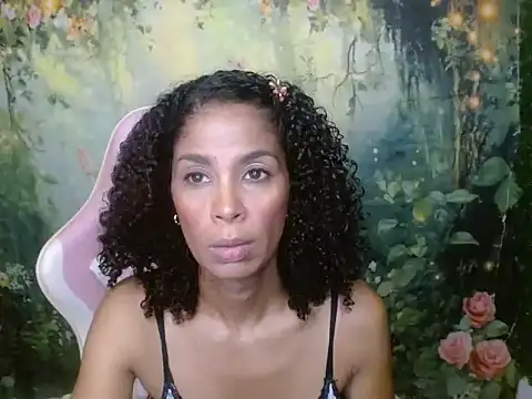 Snapshot of rosa_skinny chatting on 04/11/26, 08:24 rosa skinny online show from 04/11/26, 08:24