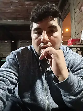 Snapshot of alewiin chatting on 06/02/26, 03:30 alewiin online show from 06/02/26, 03:30