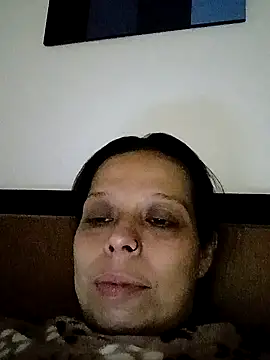 Snapshot of RossyAlvarez chatting on 02/08/26, 10:57 RossyAlvarez online show from 02/08/26, 10:57