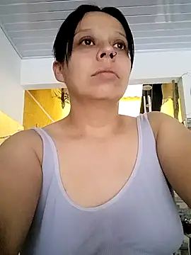 Snapshot of RossyAlvarez chatting on 04/12/26, 10:59 RossyAlvarez online show from 04/12/26, 10:59