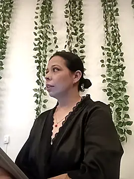Snapshot of RossyAlvarez chatting on 07/10/26, 03:33 RossyAlvarez online show from 07/10/26, 03:33