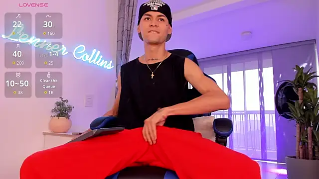Snapshot of LennerCollins_ chatting on 04/18/26, 12:09 LennerCollins online show from 04/18/26, 12:09
