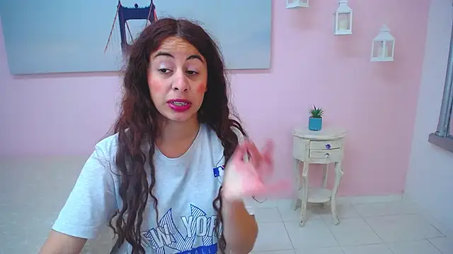 Snapshot of scarlett_clyde chatting on 03/14/26, 12:21 scarlett clyde online show from 03/14/26, 12:21