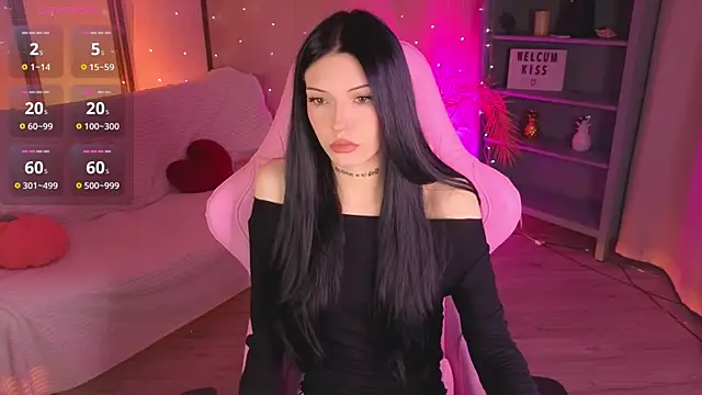 Snapshot of Kelly__Bunny chatting on 04/18/26, 05:55 Kelly Bunny online show from 04/18/26, 05:55
