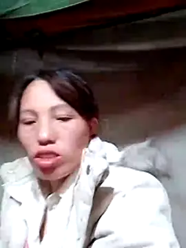 Snapshot of Gummiesu chatting on 03/11/26, 07:25 Gummiesu online show from 03/11/26, 07:25