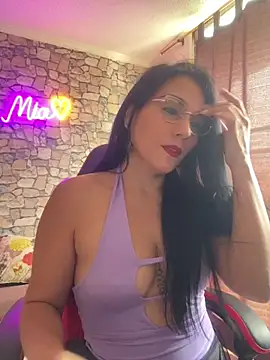 Snapshot of Miaswwe chatting on 03/30/26, 02:29 Miaswwe online show from 03/30/26, 02:29