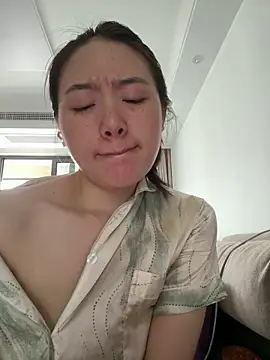 Snapshot of Cheating-wife chatting on 05/23/26, 07:56 Cheating-wife online show from 05/23/26, 07:56