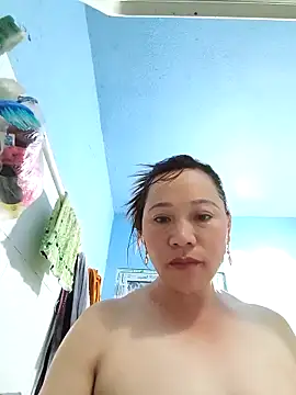 Snapshot of Jooj- chatting on 04/23/26, 12:51 Jooj- online show from 04/23/26, 12:51