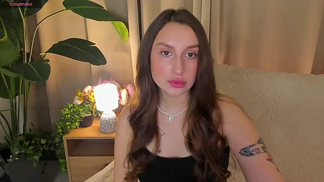 Snapshot of Celine_Coello chatting on 05/05/26, 12:24 Celine Coello online show from 05/05/26, 12:24