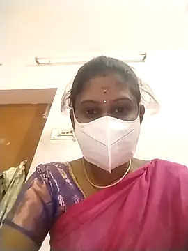 Snapshot of Tamil_Nathiya1 chatting on 02/15/26, 07:51 Tamil Nathiya1 online show from 02/15/26, 07:51