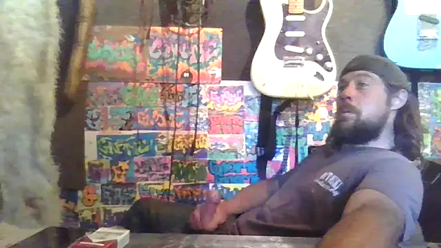 Snapshot of unknowner123 chatting on 04/18/26, 02:32 unknowner123 online show from 04/18/26, 02:32