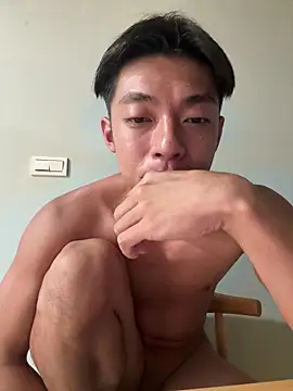 Yooo17 online show from 06/07/26, 06:11