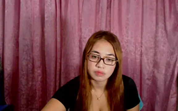 Snapshot of pinay_mayahiga chatting on 06/13/26, 02:04 pinay mayahiga online show from 06/13/26, 02:04